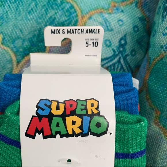 Super Mario NINTENDO Socks 5 Pack Unisex - Picture 2 of 10